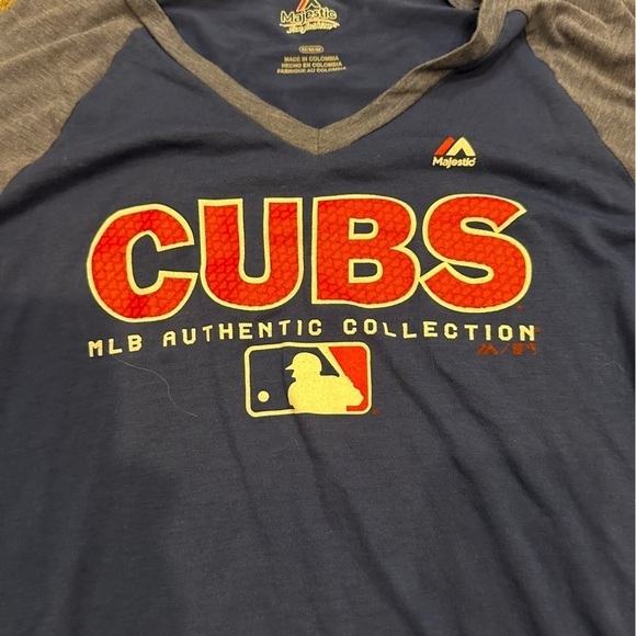 Chicago Cubs Shirt Women's Medium Blue Short Sleeve Tee Majestic MLB Ladies - Picture 4 of 8